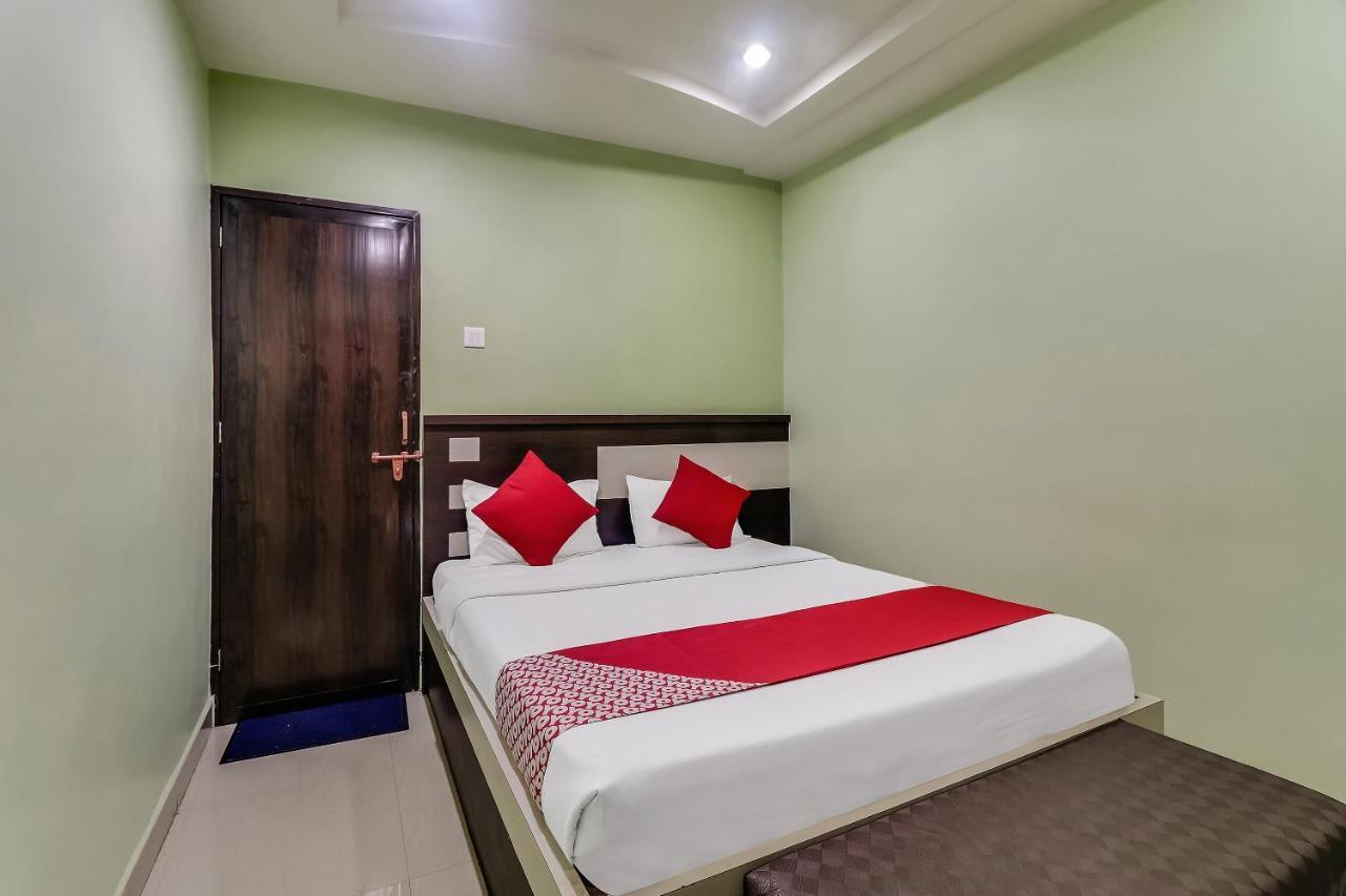OYO 48685 Hotel Royal Raj Nandgaon Exterior foto